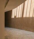 Detail einer Wand im vigilius mountain resort