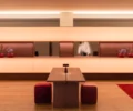 Rezeption im vigilius mountain resort – Boutiquehotel in Südtirol mit persönlichem Service und zeitlosem Design